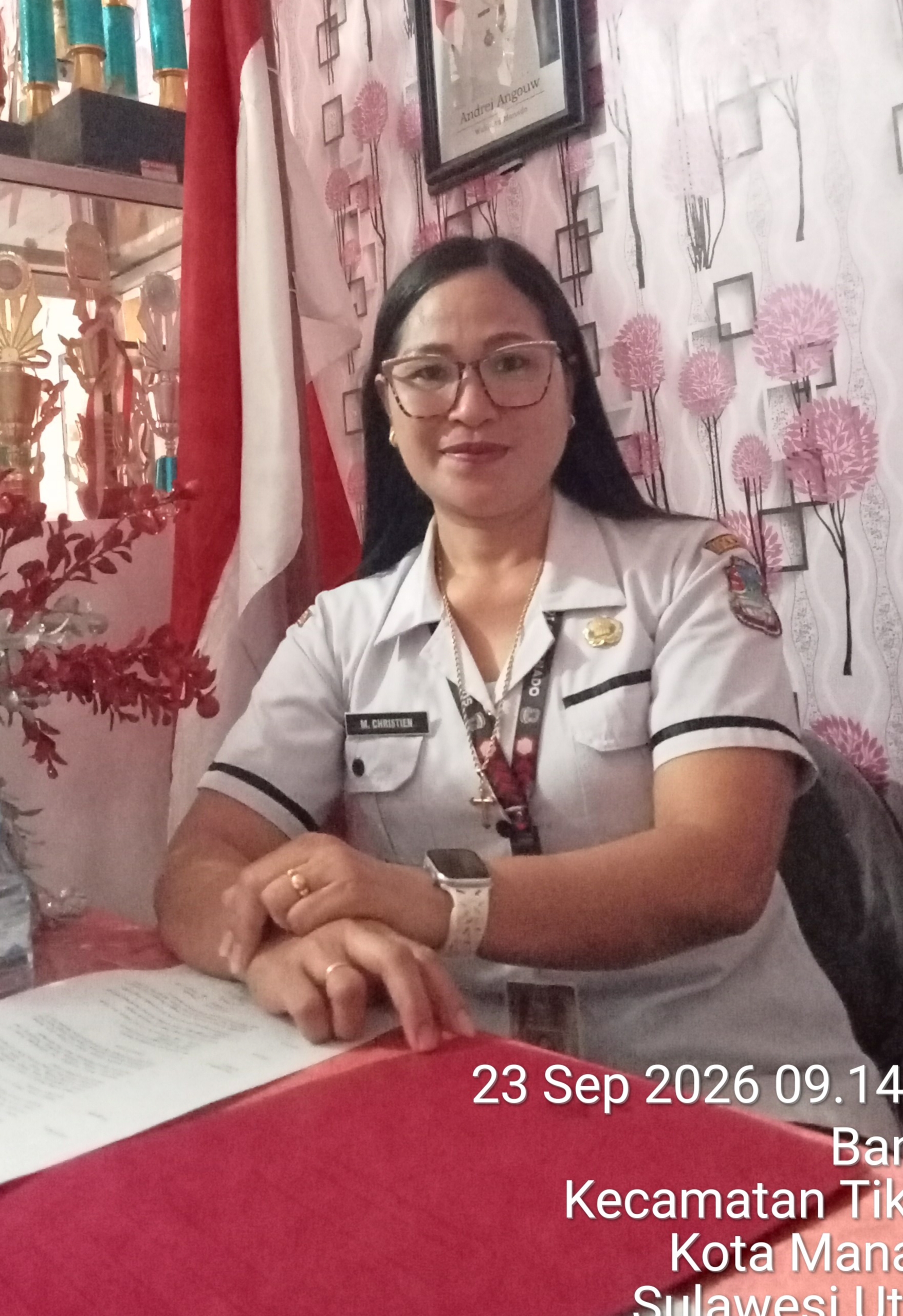 Deicie Kondoy Dipercaya Pimpin SDN 09 Manado