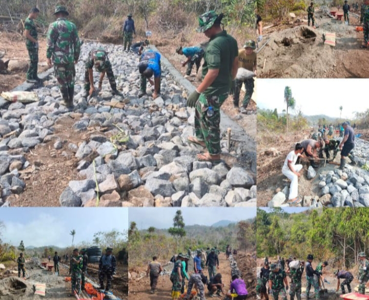 44 Personel Gabungan TNI-Polri dan Warga Turun Tangan Bangun Jalan Rabat Beton TMMD di Sitaro