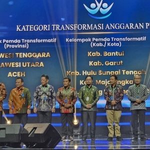 GEBERNUR